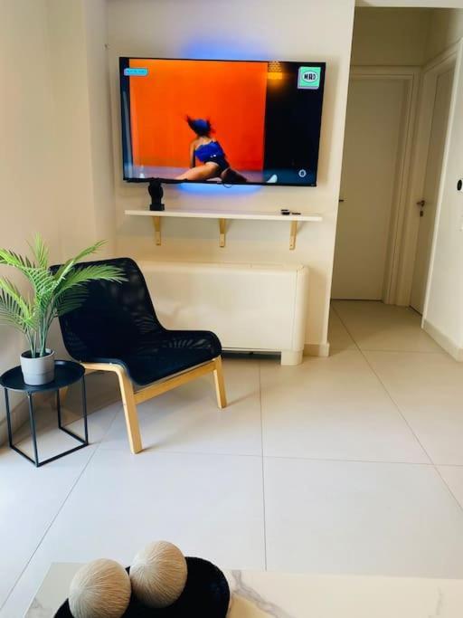 New 2Bd Aprt With Shared Rooftop Pool D3 Athen Eksteriør billede